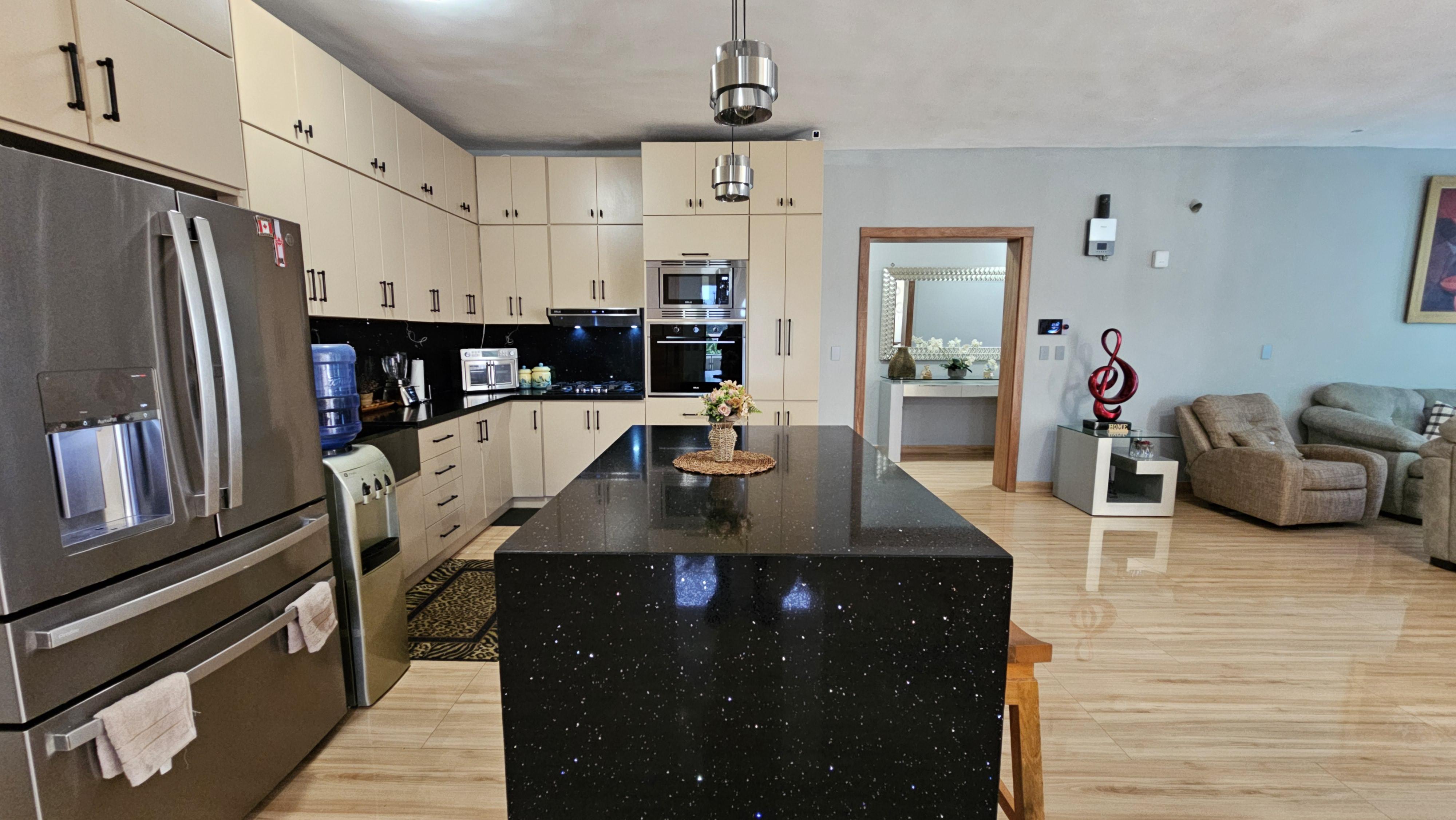 Spacious 3BR Villa w/ Pool