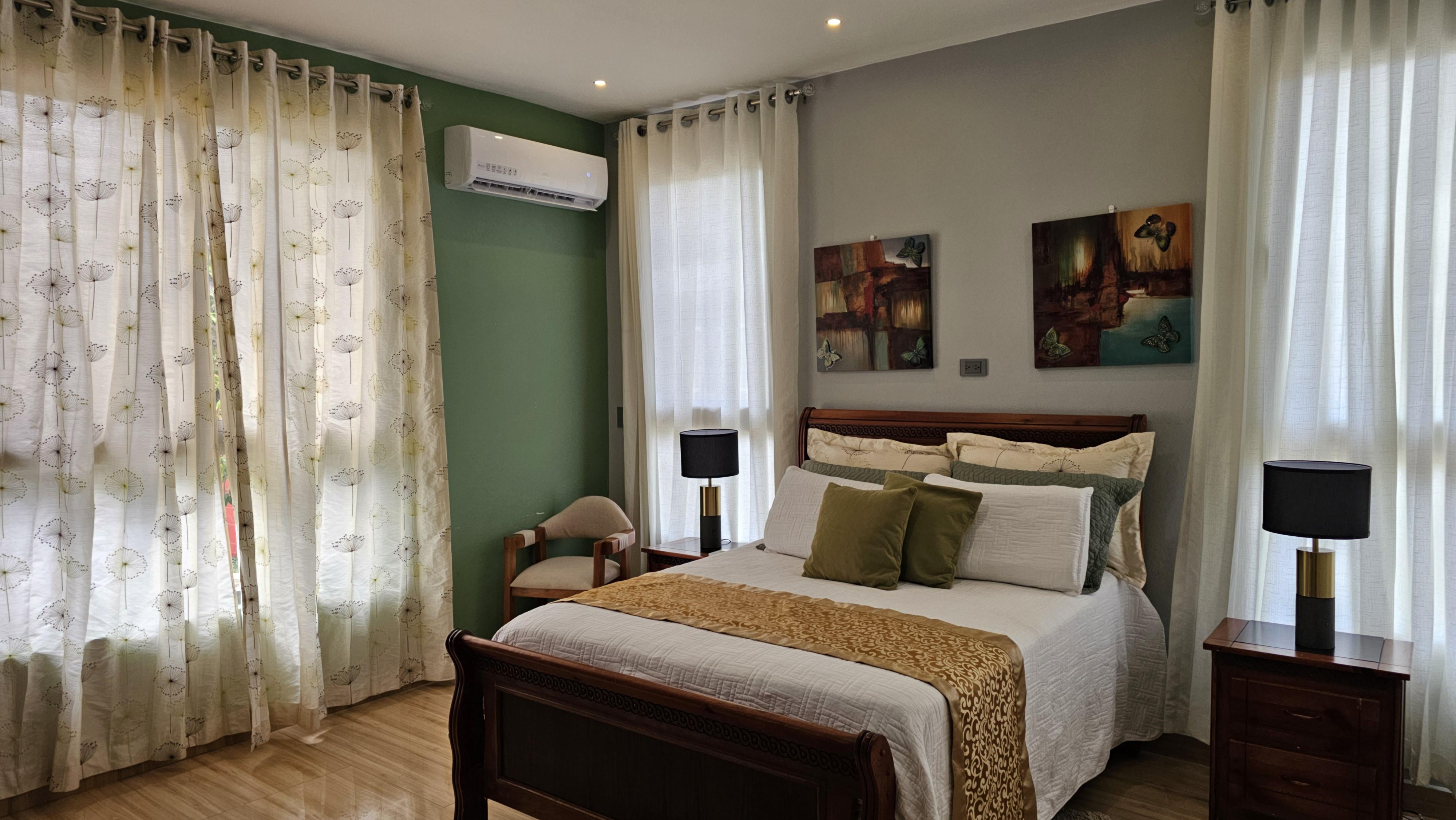 Spacious 3BR Villa w/ Pool