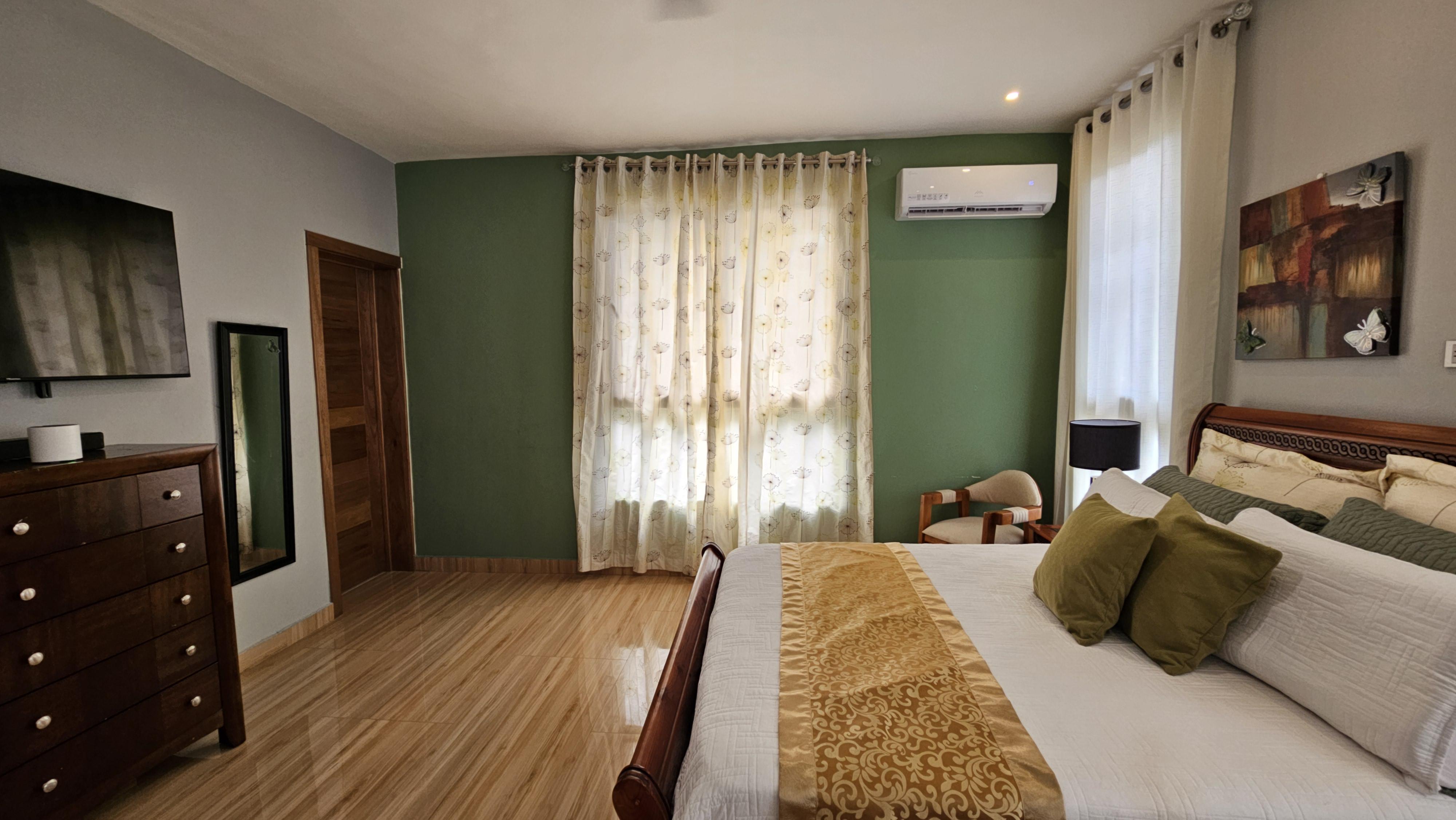 Spacious 3BR Villa w/ Pool