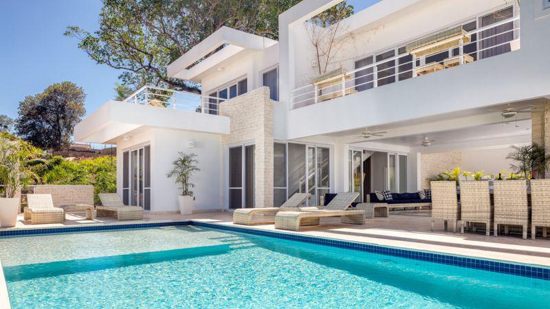 Villa Seashell – Modern 3-Bedroom Luxury Villa