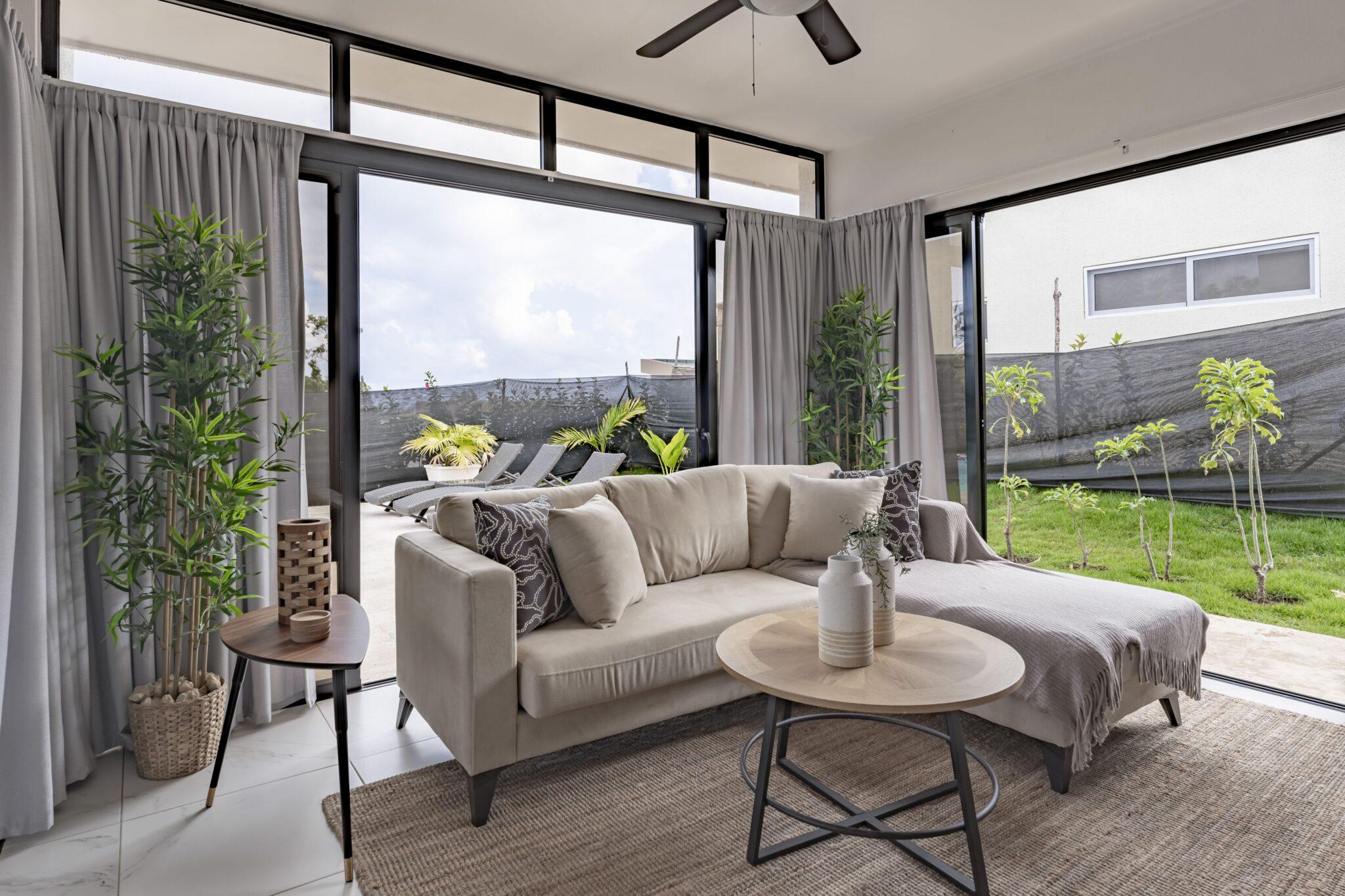 Villa Sunset – 2-Bedroom, 2.5-Bath Modern Tropical Home