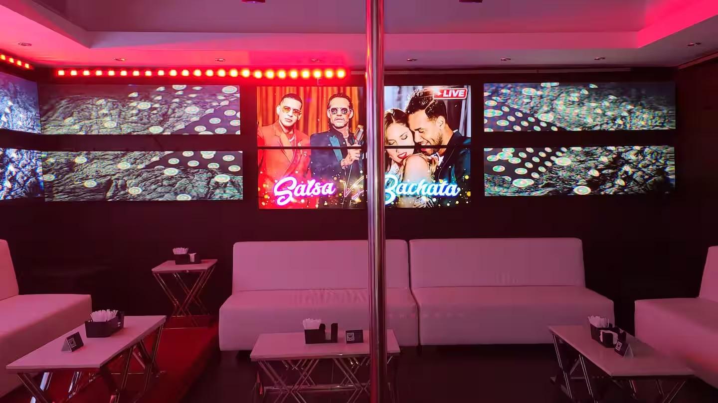 Villa Luxury at Star Hills, Puerto Plata — 12 Bedrooms, 2 Pools & Private Disco