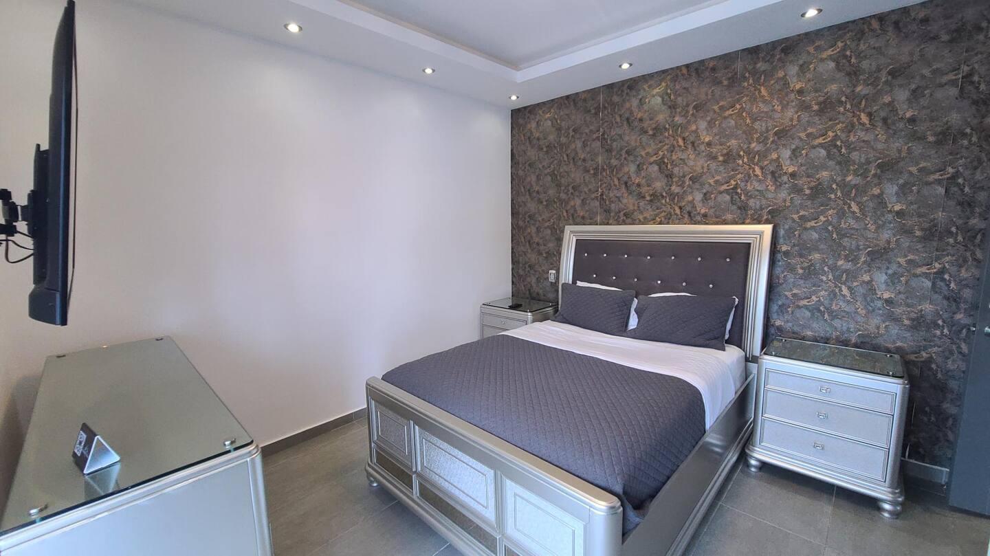 Villa Luxury at Star Hills, Puerto Plata — 12 Bedrooms, 2 Pools & Private Disco