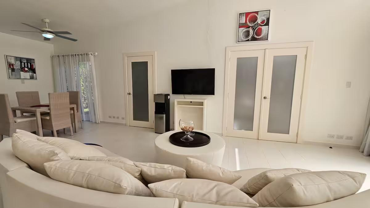 Casa Linda 2BR Modern Villa with Private Pool