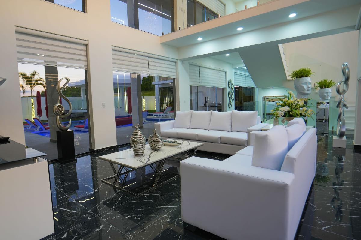 The Royal Estate – 13BR Luxury Villa in Sosua