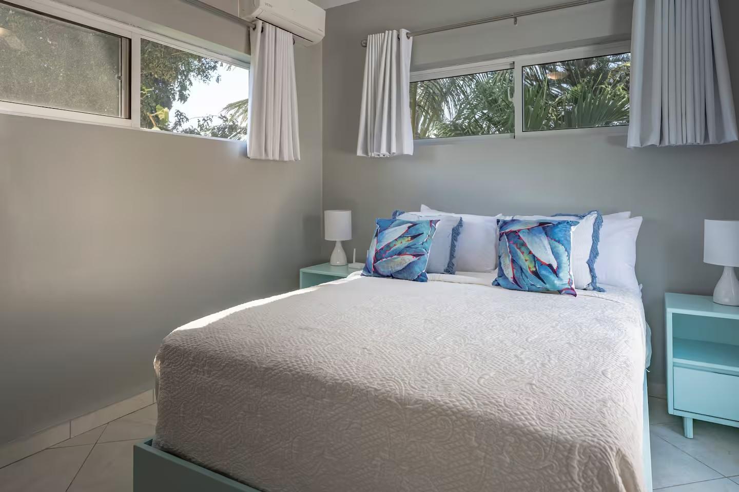 4BR Sosua Villa w/ Bar, Pool & Lounge Areas