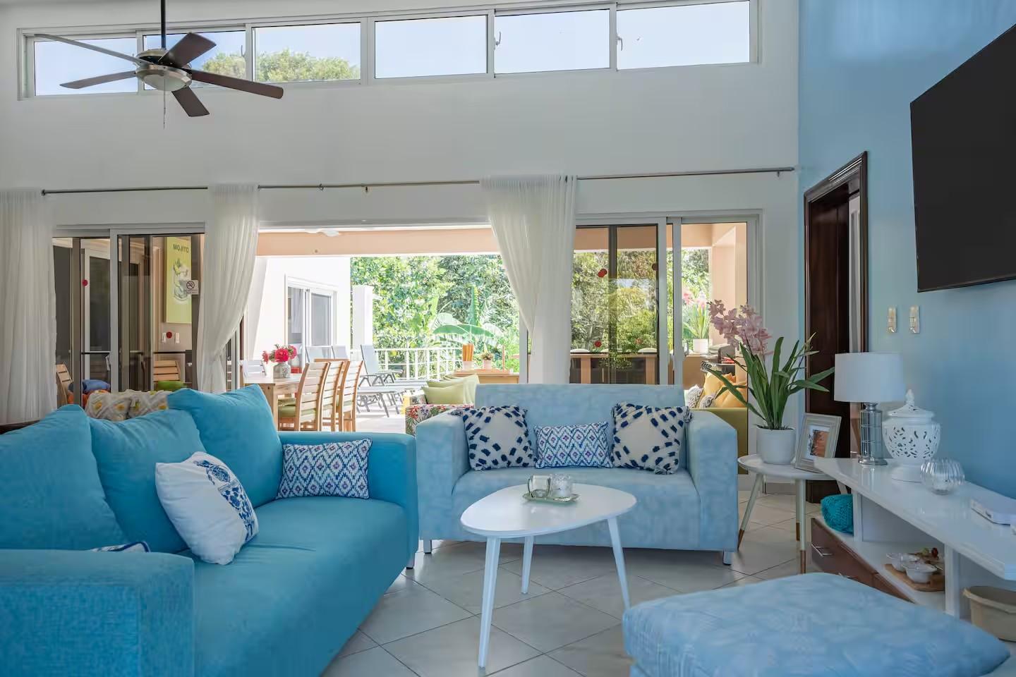 4BR Sosua Villa w/ Bar, Pool & Lounge Areas