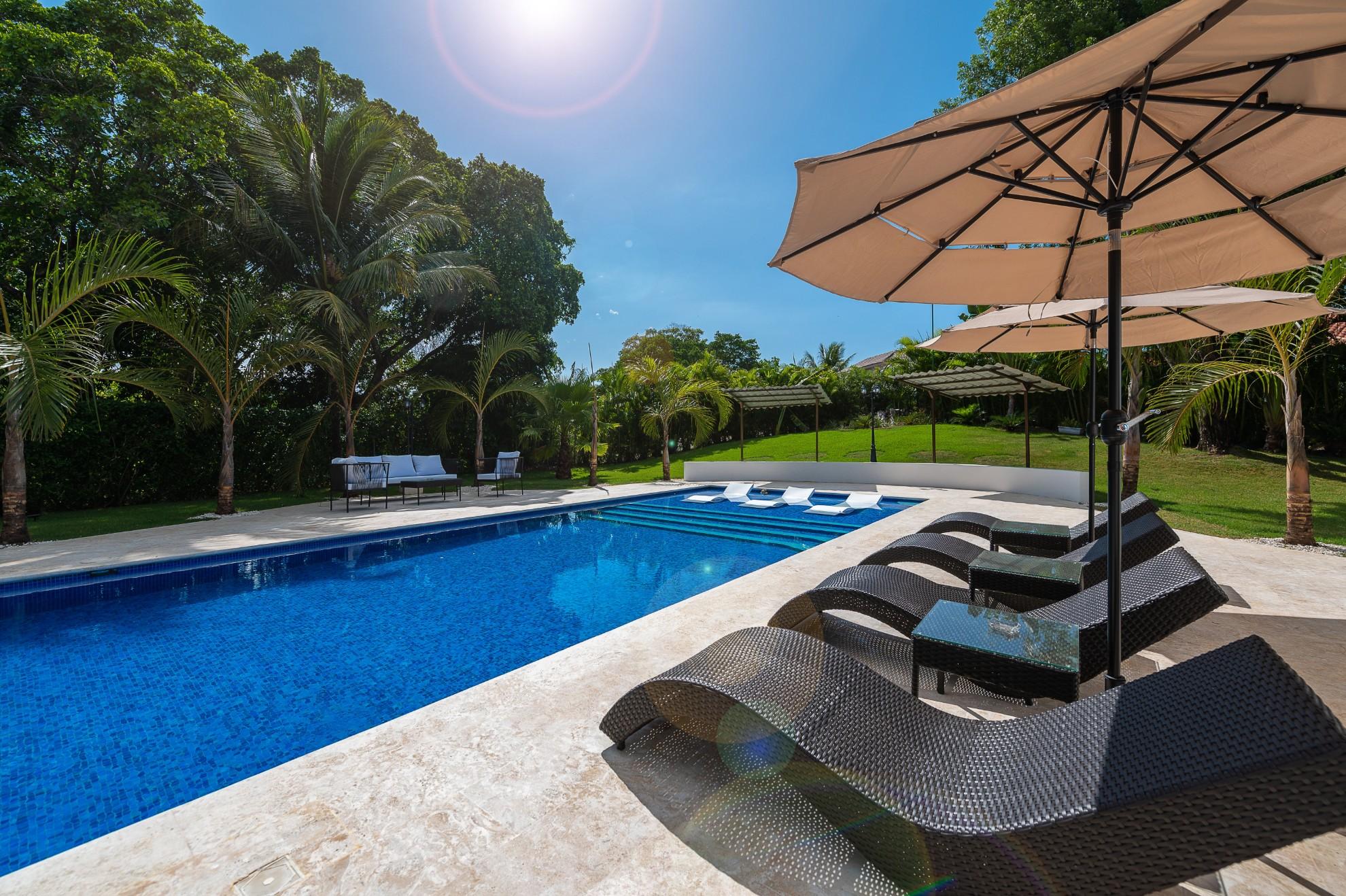 Villa Royale – 4BR Sosua Villa w/ Pool & BBQ